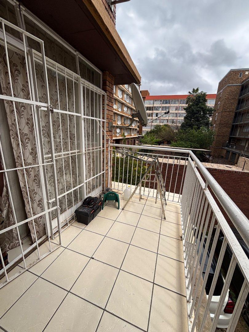 2 Bedroom Property for Sale in Sunnyside Gauteng