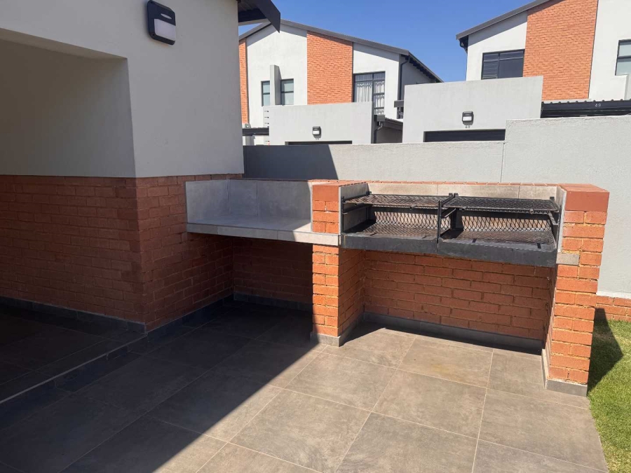 3 Bedroom Property for Sale in Alberante Gauteng