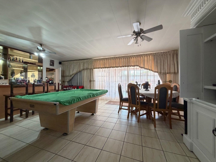 7 Bedroom Property for Sale in Lambton Gauteng