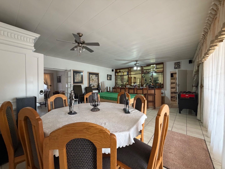 7 Bedroom Property for Sale in Lambton Gauteng