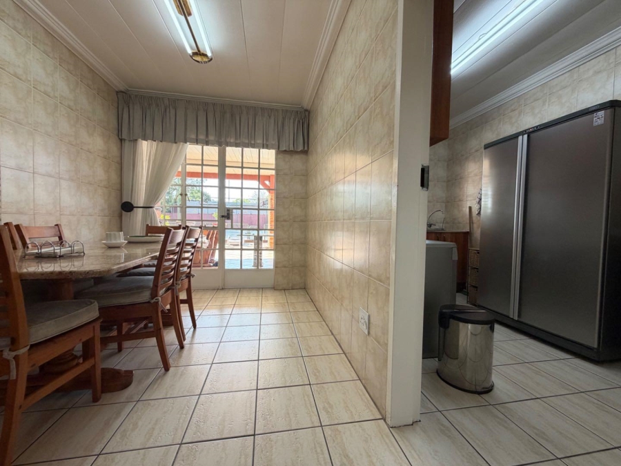 7 Bedroom Property for Sale in Lambton Gauteng
