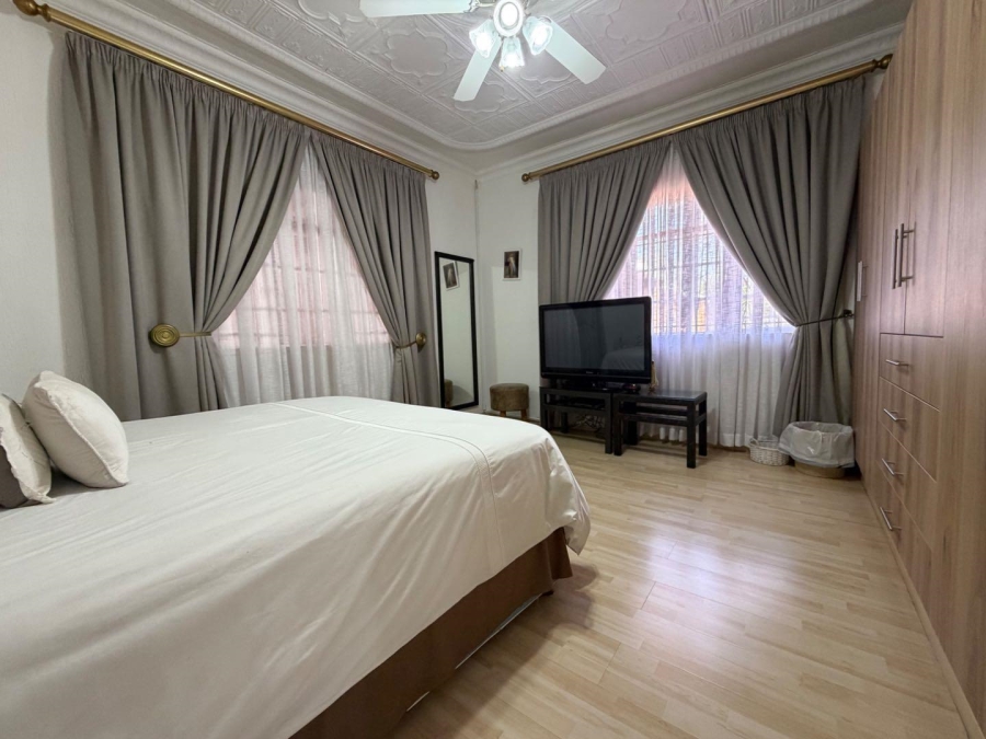 7 Bedroom Property for Sale in Lambton Gauteng