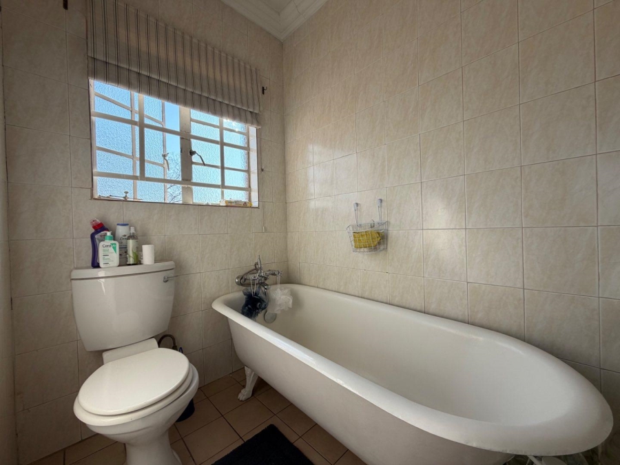 7 Bedroom Property for Sale in Lambton Gauteng