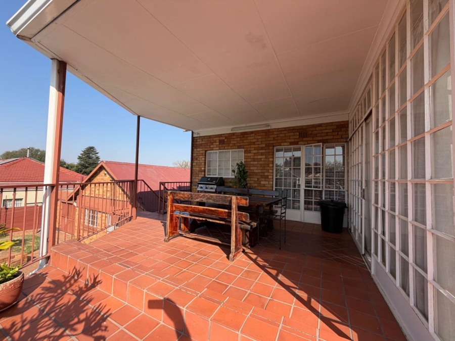 7 Bedroom Property for Sale in Lambton Gauteng