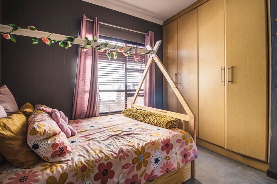 2 Bedroom Property for Sale in Dayanglen Gauteng