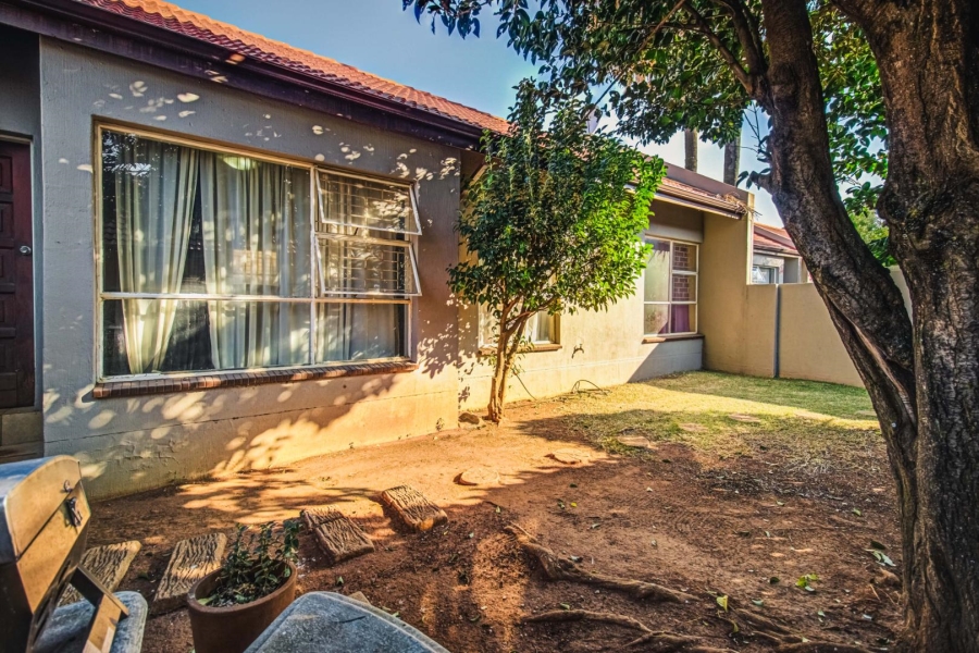 3 Bedroom Property for Sale in Glen Marais Gauteng