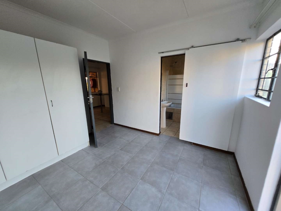 To Let 1 Bedroom Property for Rent in Ferndale Gauteng