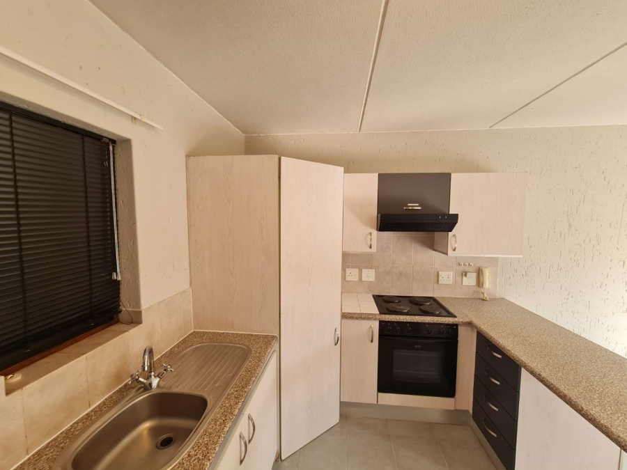 To Let 1 Bedroom Property for Rent in Ferndale Gauteng