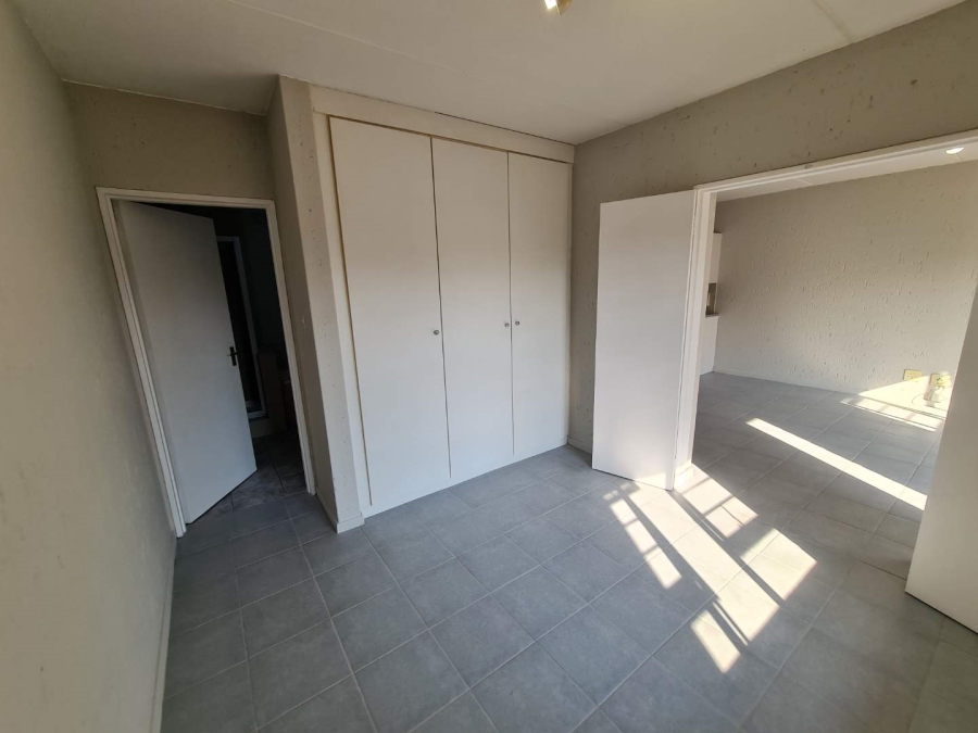 To Let 1 Bedroom Property for Rent in Ferndale Gauteng