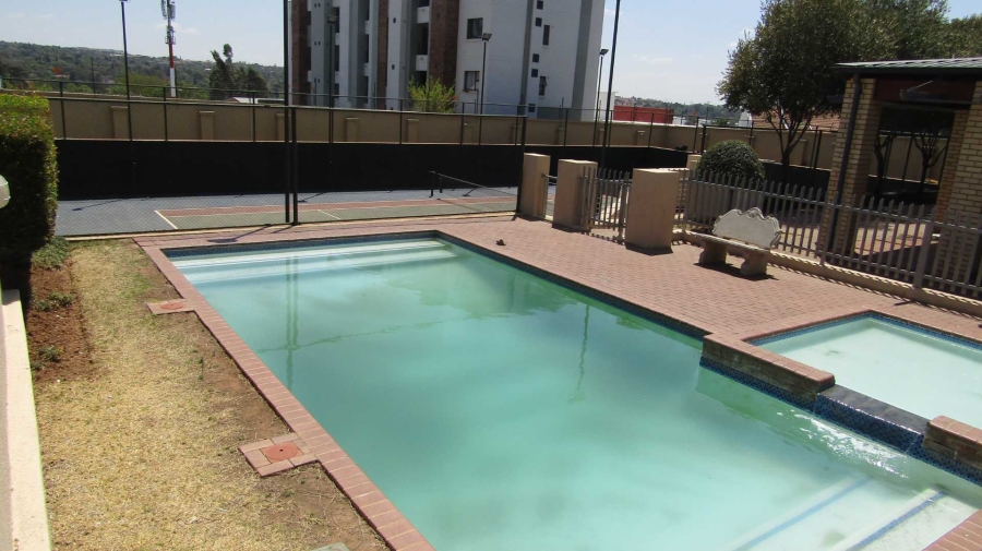 To Let 1 Bedroom Property for Rent in Ferndale Gauteng