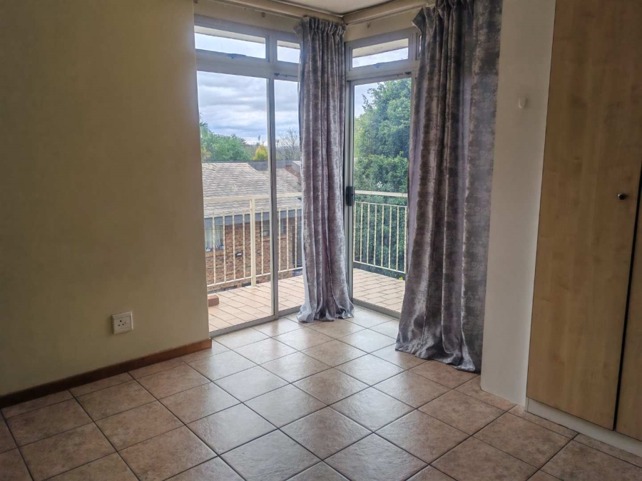 2 Bedroom Property for Sale in Hillcrest Gauteng