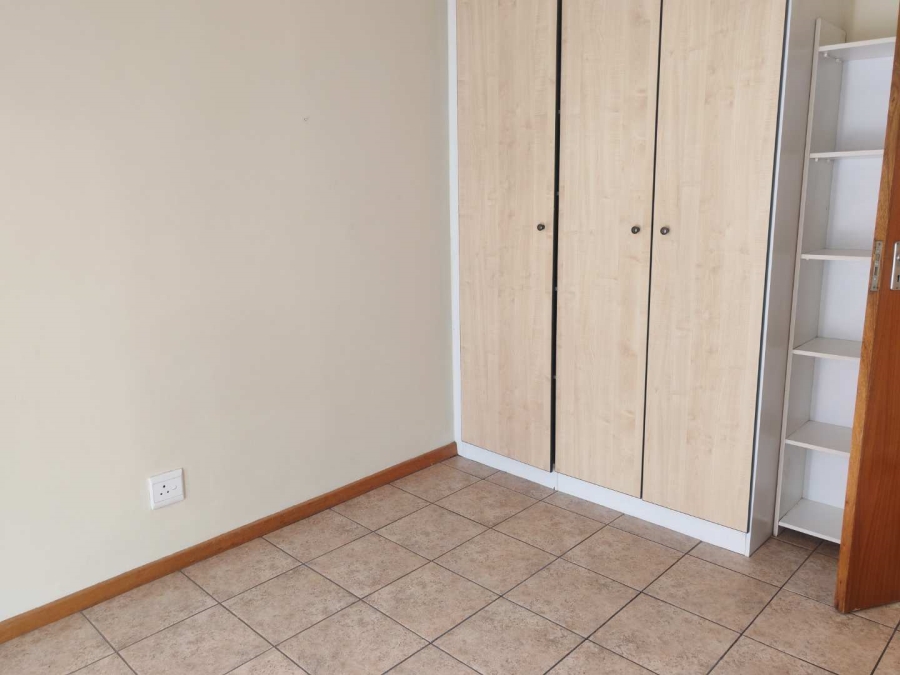 2 Bedroom Property for Sale in Hillcrest Gauteng