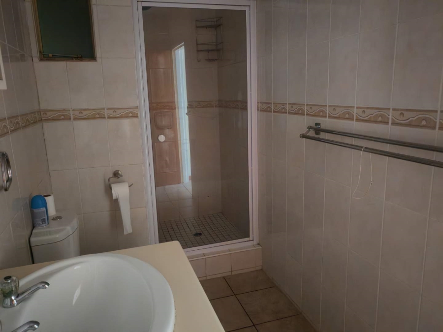 2 Bedroom Property for Sale in Hillcrest Gauteng