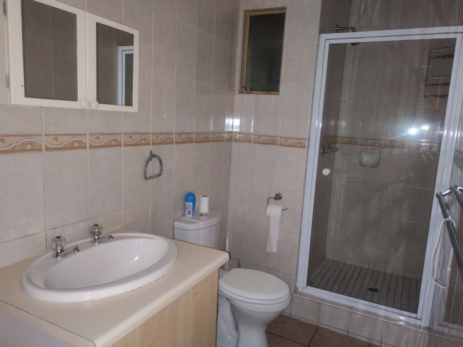 2 Bedroom Property for Sale in Hillcrest Gauteng