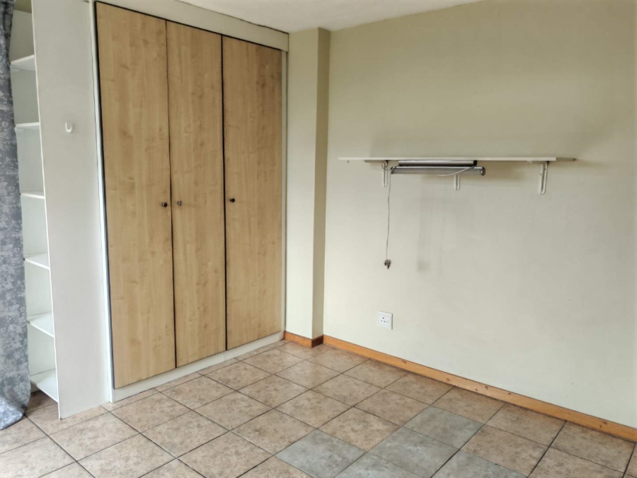 2 Bedroom Property for Sale in Hillcrest Gauteng