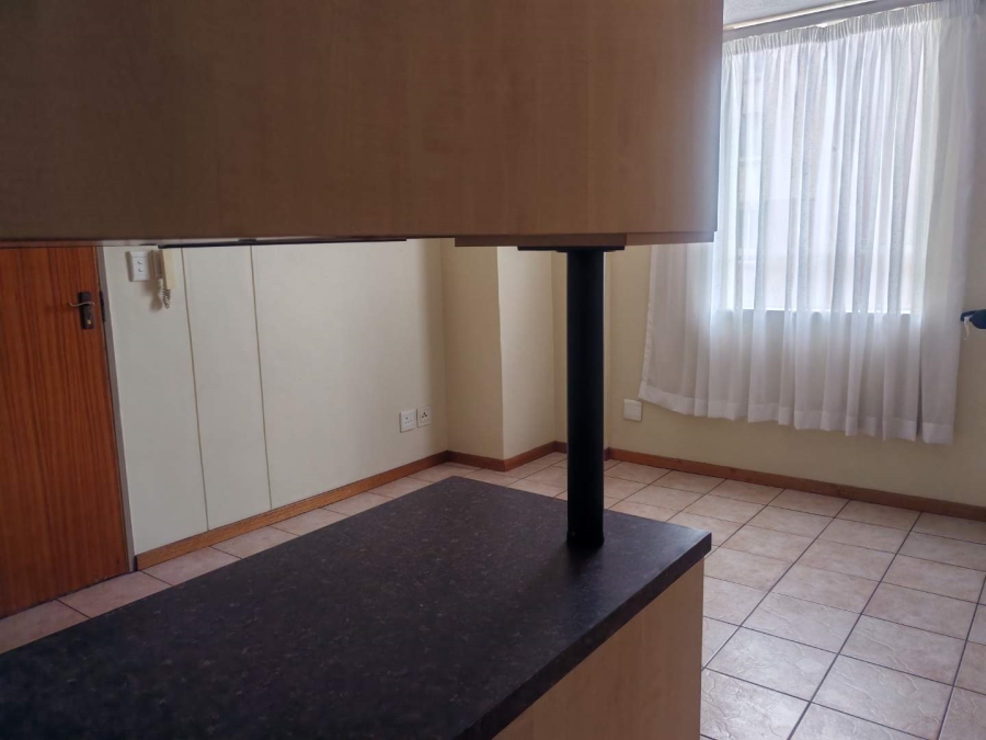 2 Bedroom Property for Sale in Hillcrest Gauteng