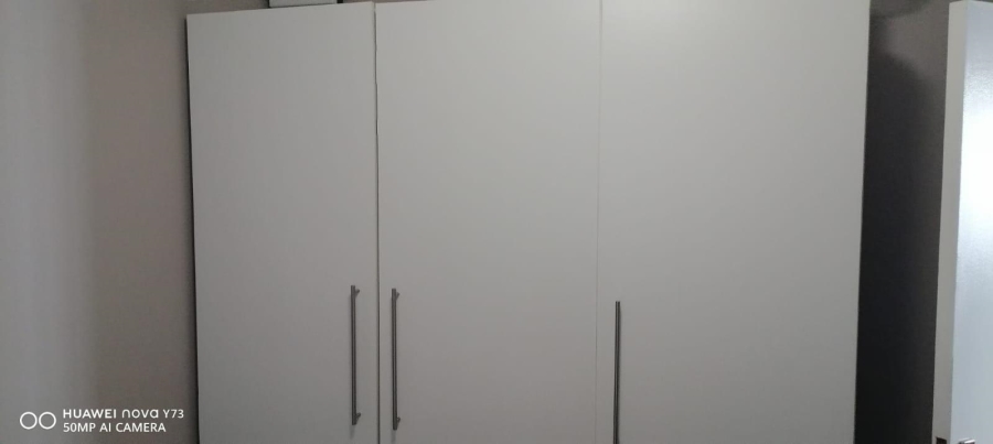 3 Bedroom Property for Sale in Clayville Gauteng