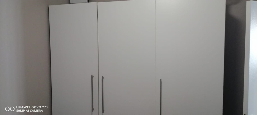 3 Bedroom Property for Sale in Clayville Gauteng
