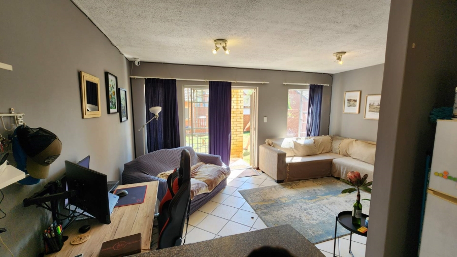 2 Bedroom Property for Sale in Equestria Gauteng