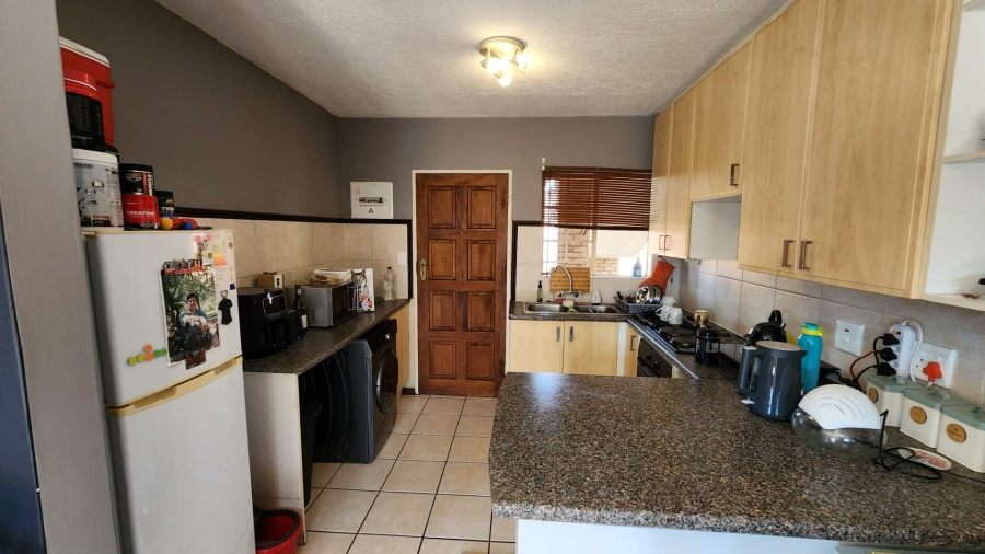 2 Bedroom Property for Sale in Equestria Gauteng