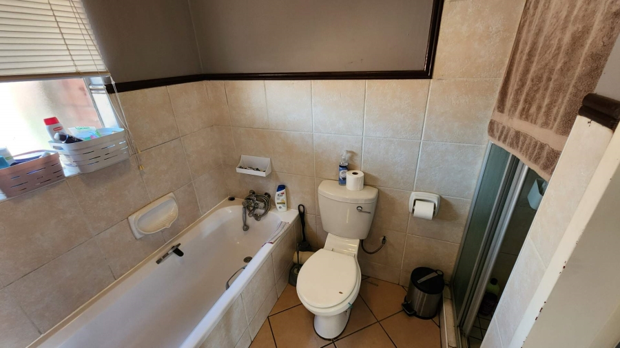 2 Bedroom Property for Sale in Equestria Gauteng
