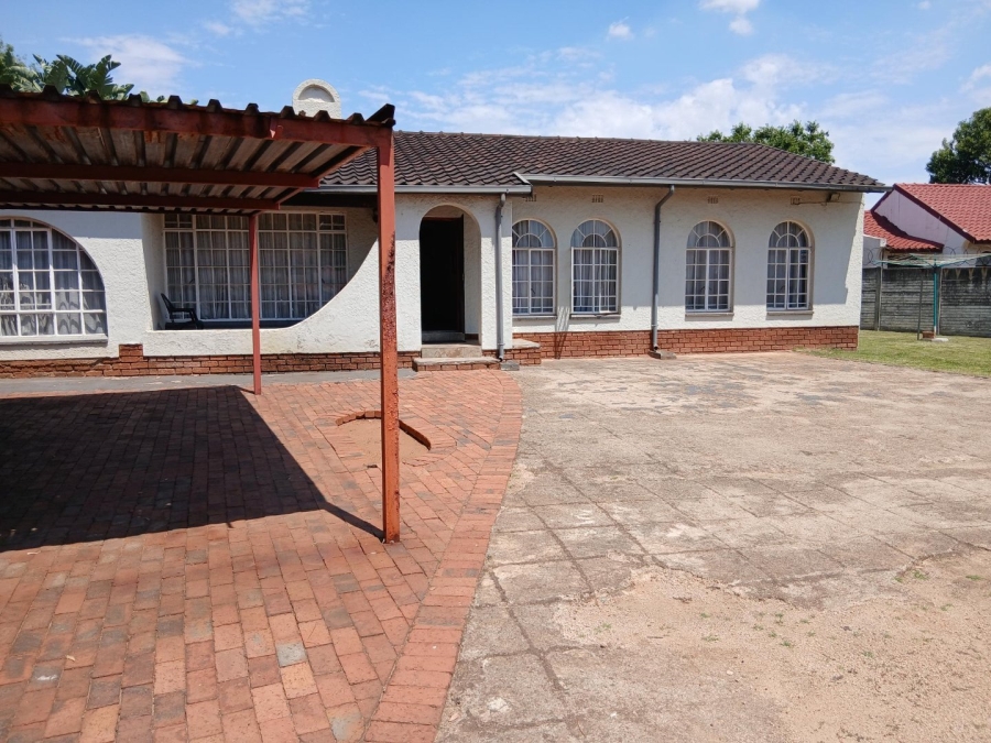 3 Bedroom Property for Sale in Birch Acres Gauteng