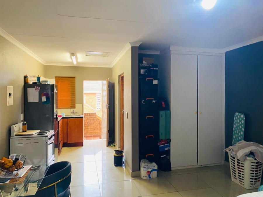 1 Bedroom Property for Sale in Lotus Gardens Gauteng