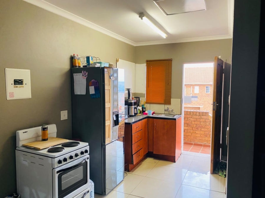 1 Bedroom Property for Sale in Lotus Gardens Gauteng