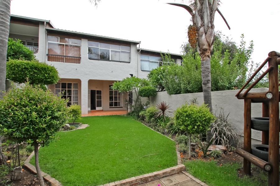 3 Bedroom Property for Sale in Bramley Park Gauteng