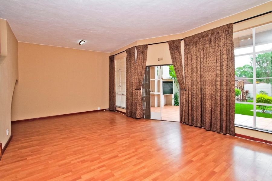 3 Bedroom Property for Sale in Bramley Park Gauteng