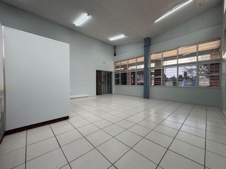 Commercial Property for Sale in Parkhill Gardens Gauteng