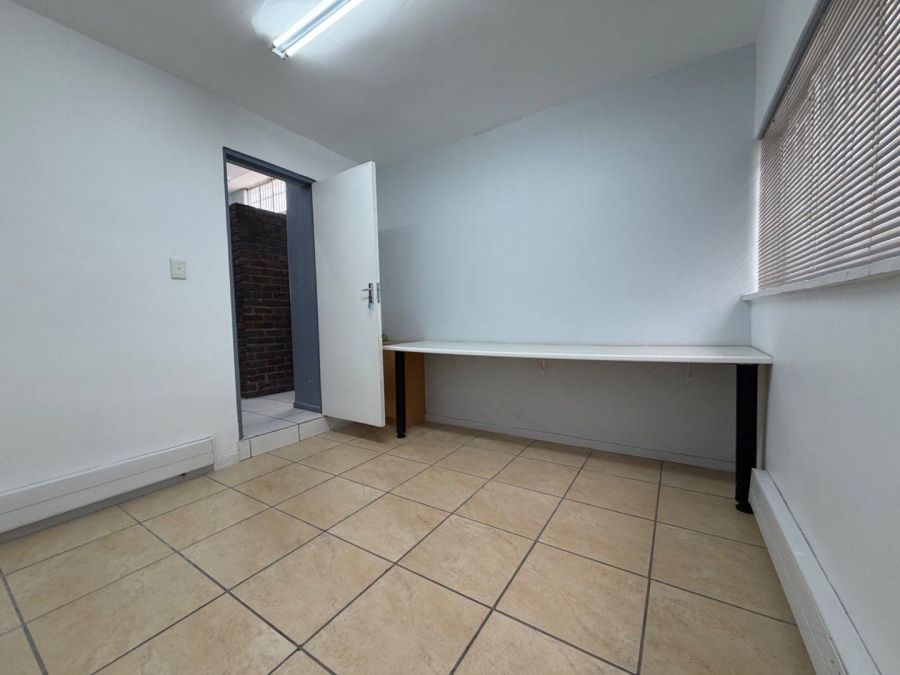 Commercial Property for Sale in Parkhill Gardens Gauteng