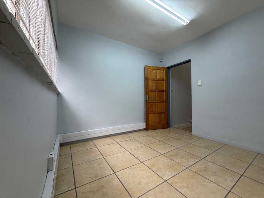 Commercial Property for Sale in Parkhill Gardens Gauteng