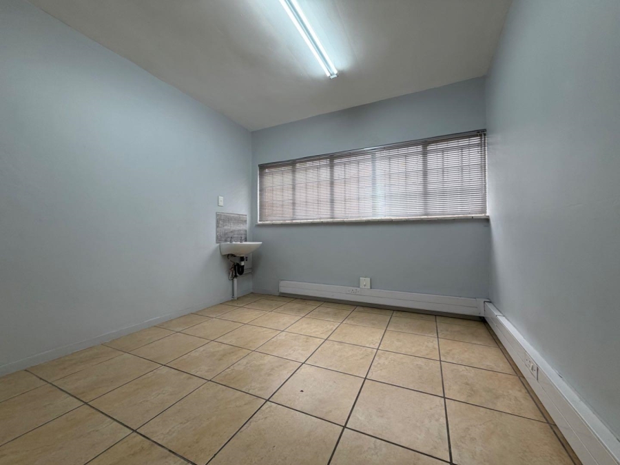 Commercial Property for Sale in Parkhill Gardens Gauteng