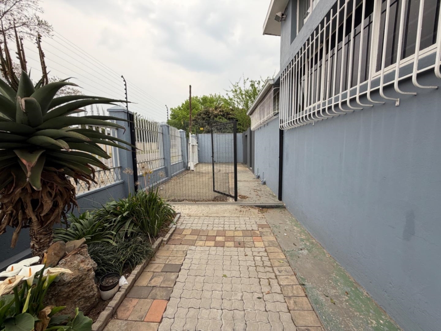 Commercial Property for Sale in Parkhill Gardens Gauteng