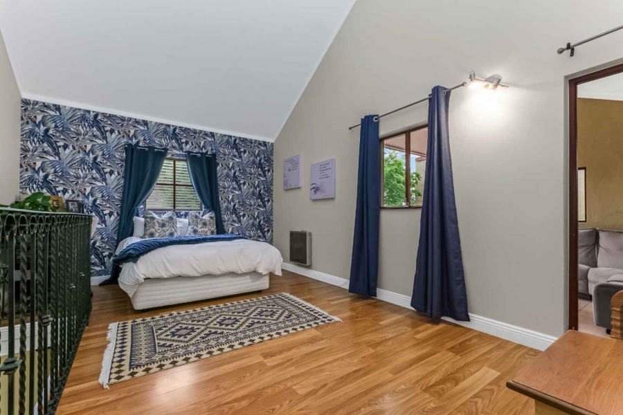 2 Bedroom Property for Sale in Lonehill Gauteng