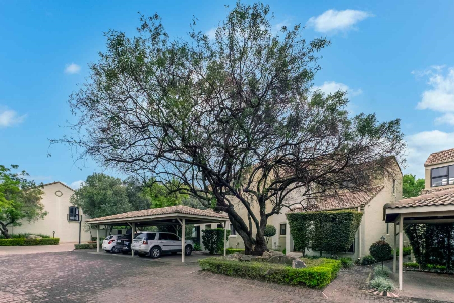 2 Bedroom Property for Sale in Lonehill Gauteng