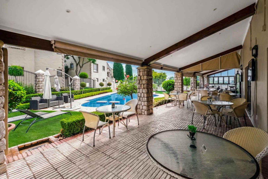 2 Bedroom Property for Sale in Lonehill Gauteng