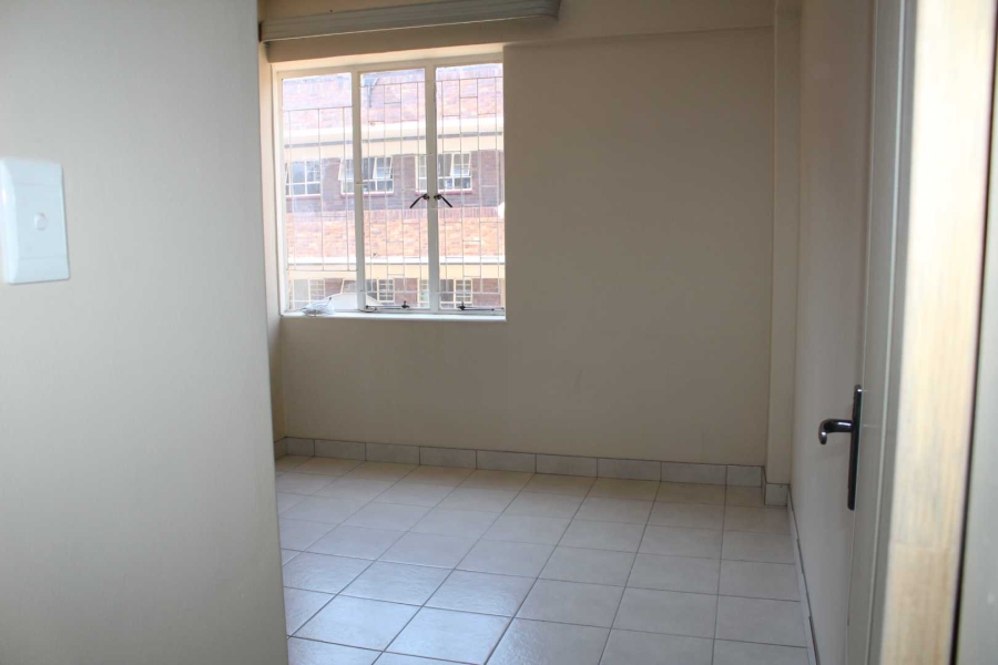 To Let 2 Bedroom Property for Rent in Sunnyside Gauteng
