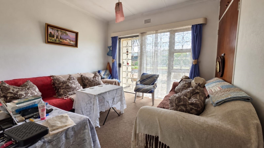 4 Bedroom Property for Sale in Verwoerdpark Gauteng