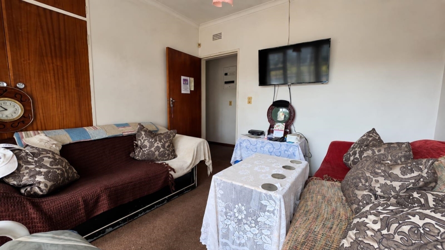 4 Bedroom Property for Sale in Verwoerdpark Gauteng