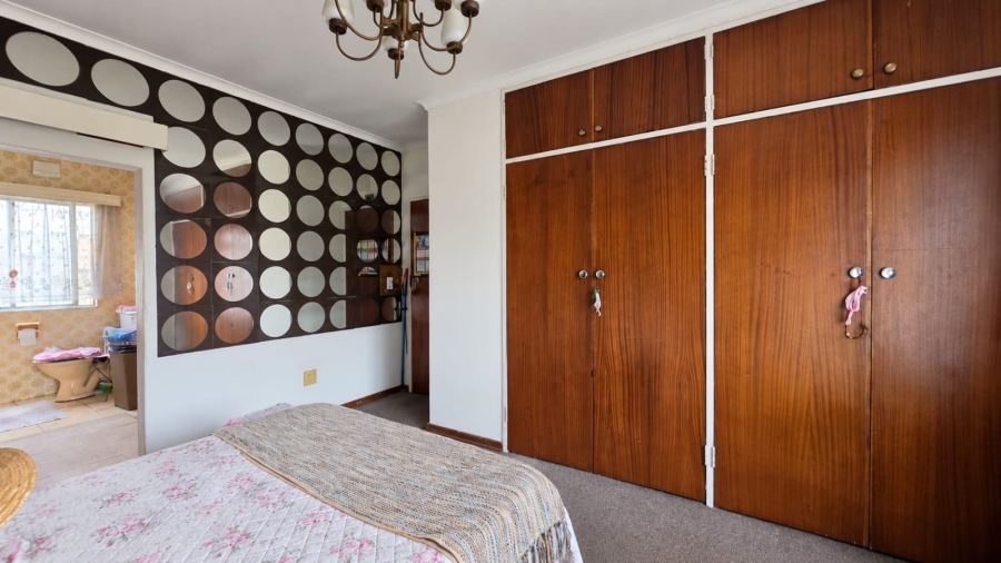 4 Bedroom Property for Sale in Verwoerdpark Gauteng