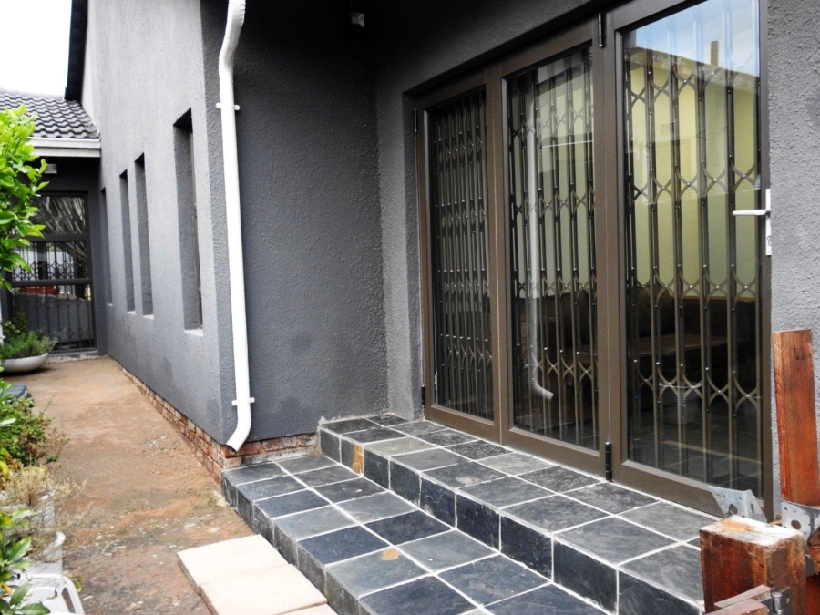 3 Bedroom Property for Sale in Ennerdale Gauteng