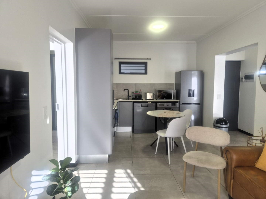 To Let 2 Bedroom Property for Rent in Beverley Gauteng