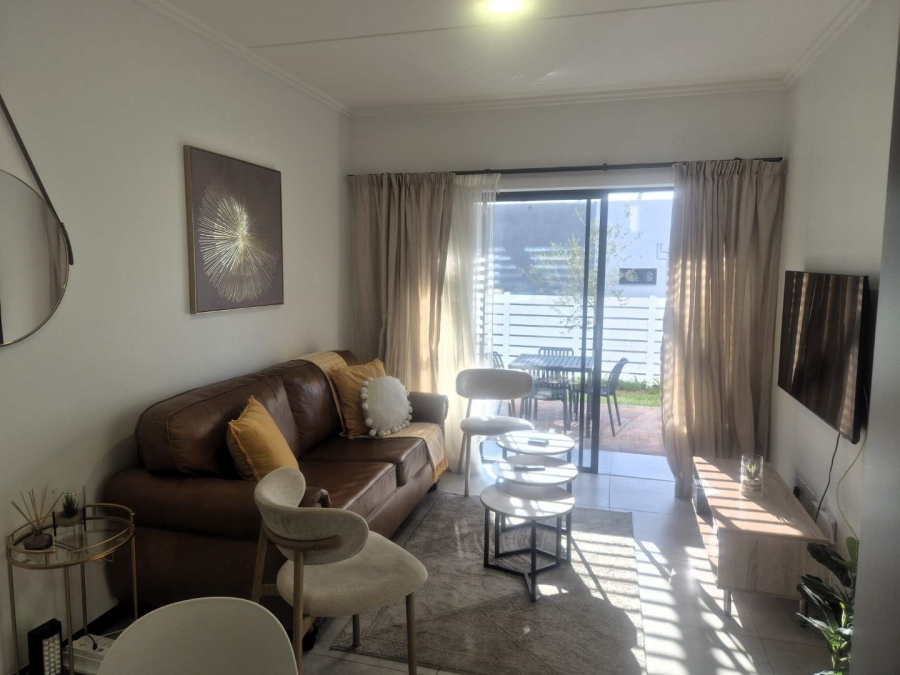 To Let 2 Bedroom Property for Rent in Beverley Gauteng