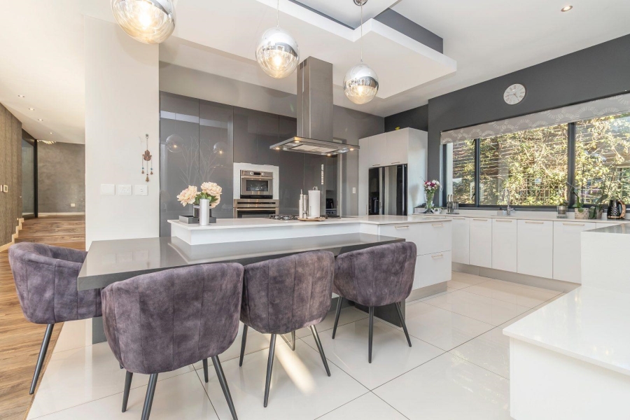 4 Bedroom Property for Sale in Waterfall Country Estate Gauteng