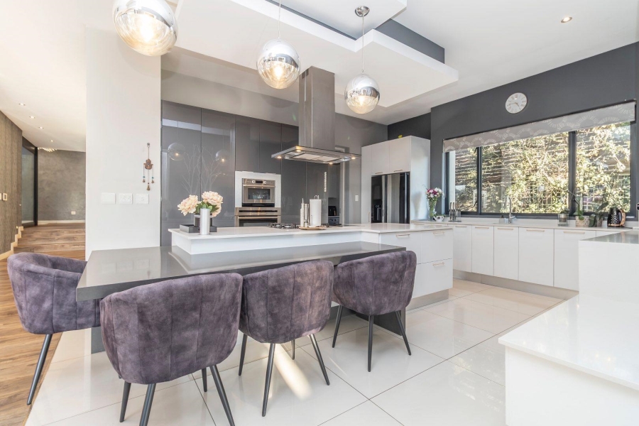4 Bedroom Property for Sale in Waterfall Country Estate Gauteng