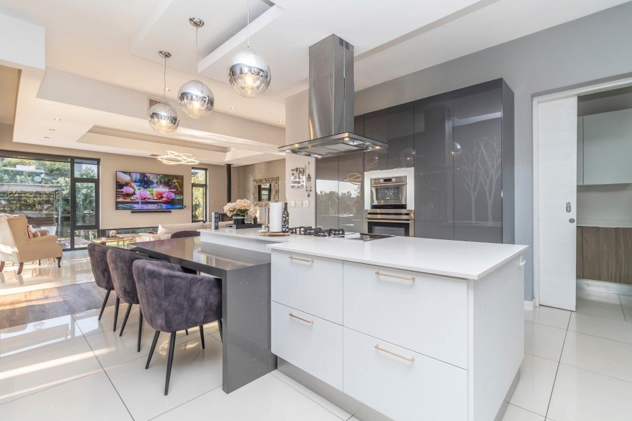 4 Bedroom Property for Sale in Waterfall Country Estate Gauteng