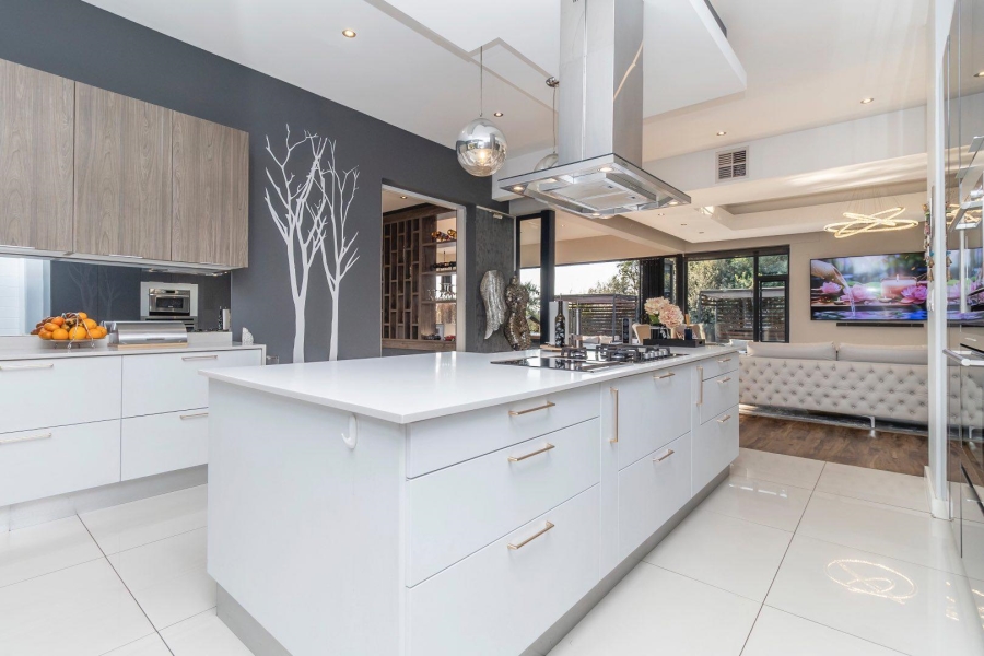 4 Bedroom Property for Sale in Waterfall Country Estate Gauteng