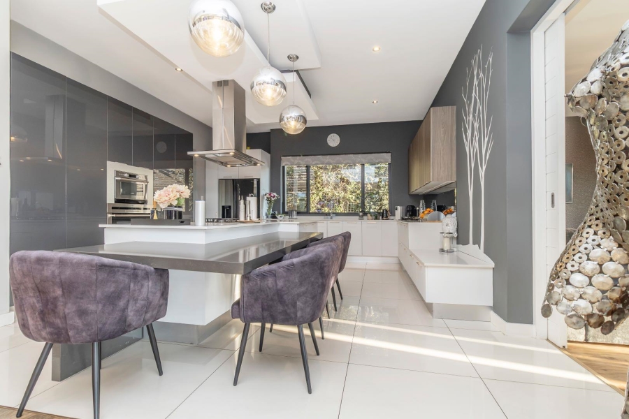 4 Bedroom Property for Sale in Waterfall Country Estate Gauteng
